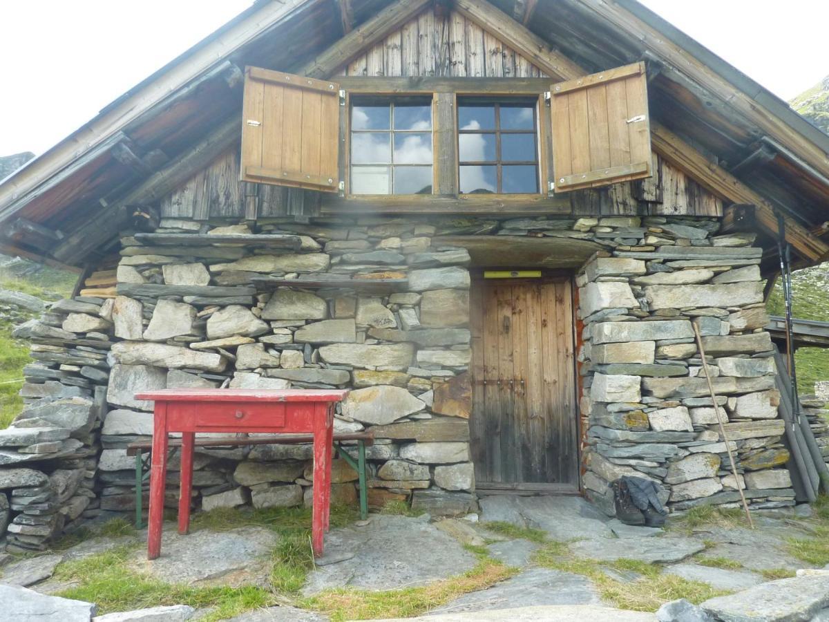 Vila Bergbauernhof Stauder - Hirschbergalpakas Lendorf Exteriér fotografie