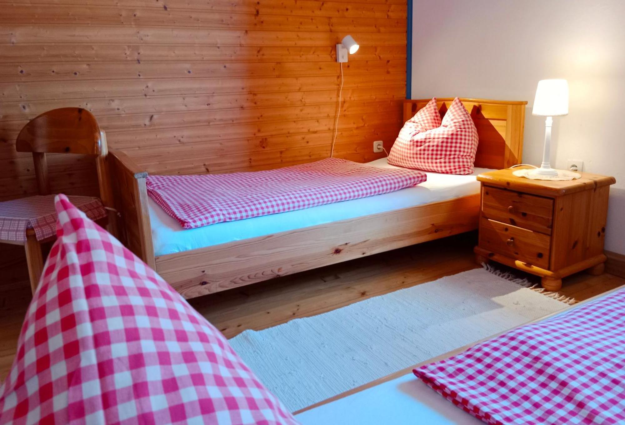 Vila Bergbauernhof Stauder - Hirschbergalpakas Lendorf Pokoj fotografie